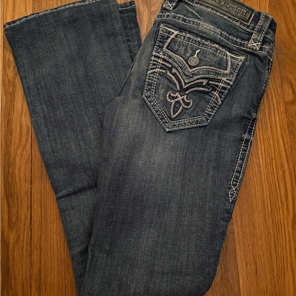 NWT Rock Revival Women’s Flared Jeans in Medium Blue Wash